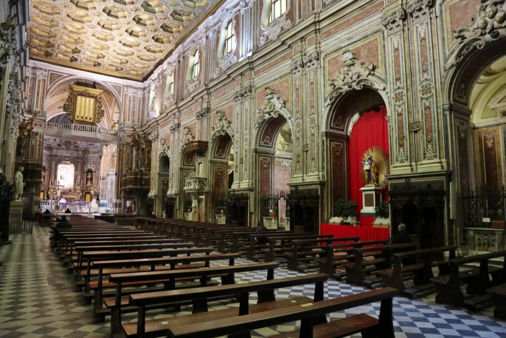 chiesa del carmine napoli interno