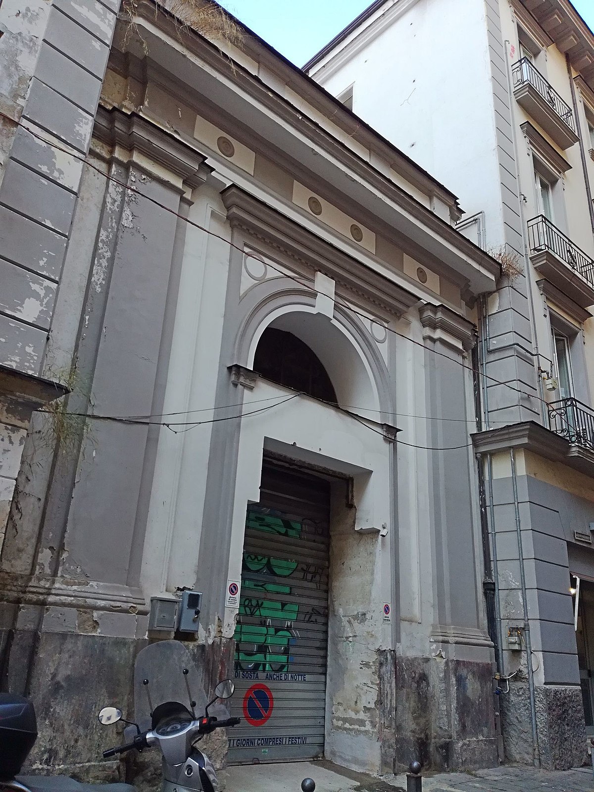 chiesa di santa maria di monserrato napoli
