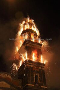 incendio del campanile chiesa del carmine napoli