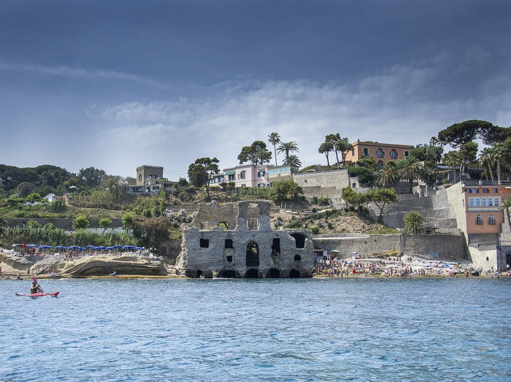 il palazzo degli spiriti a marechiaro