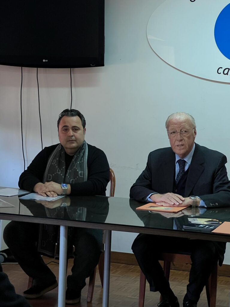 gennaro de crescenzo presso ordine giornalisti campania